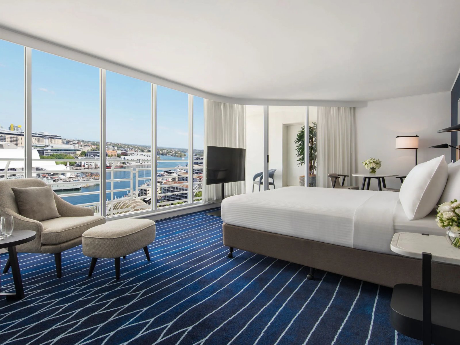 Hyatt Regency Sydney — vibe