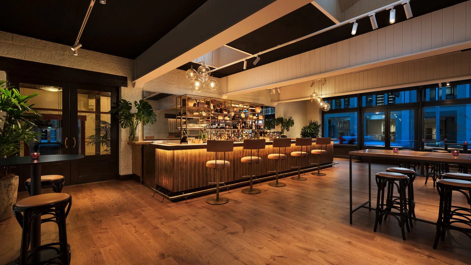 Hyatt Regency Sydney — eat & drink