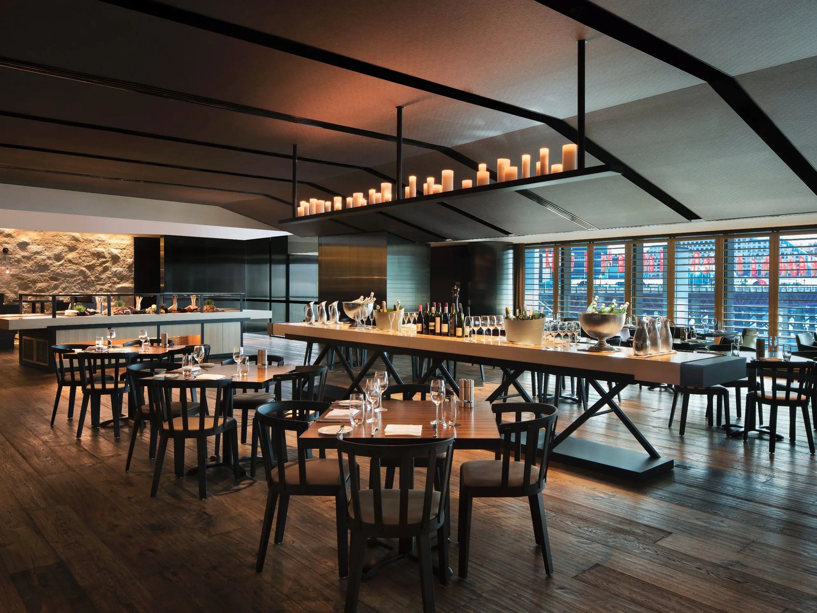 Hyatt Regency Sydney, sailmaker restaurant