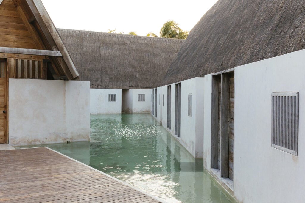 Hotel Punta Caliza, the pool
