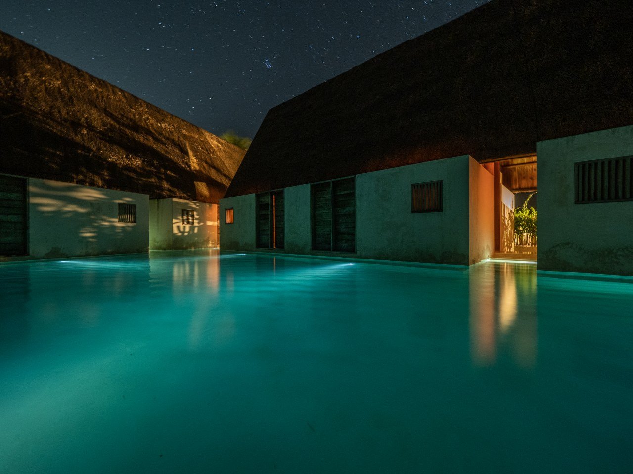 Hotel Punta Caliza, the pool