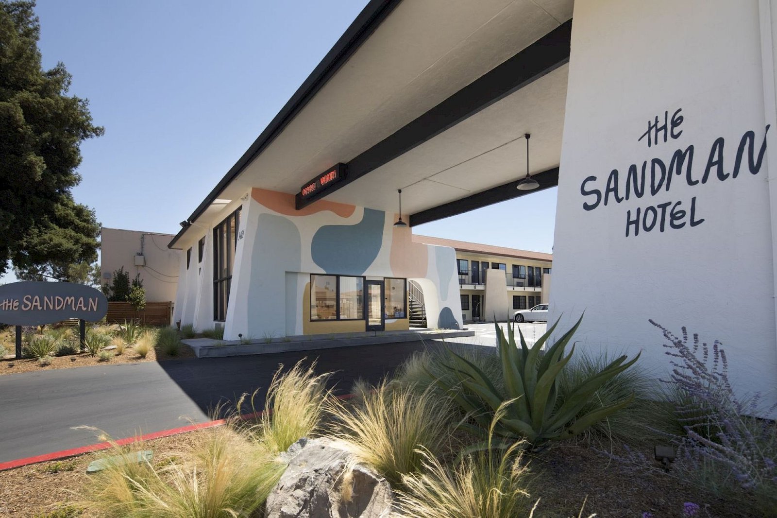 The Sandman Santa Rosa Sonoma, an Ascend Collection Hotel