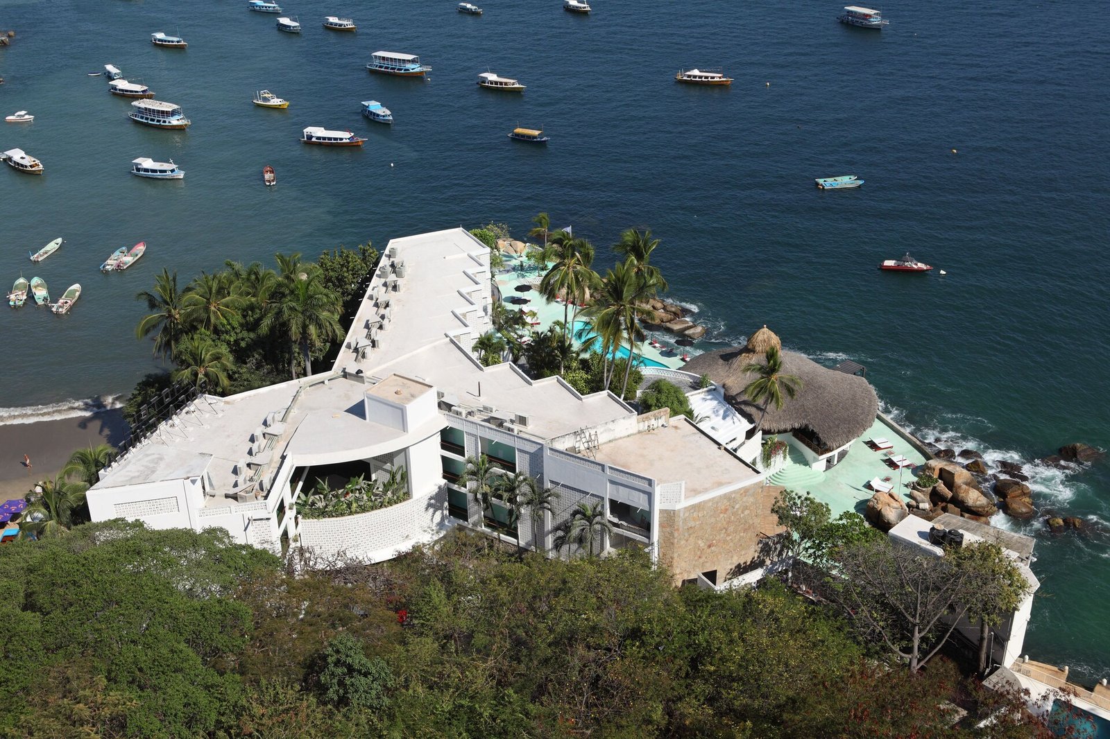Hotel Boca Chica, how it began