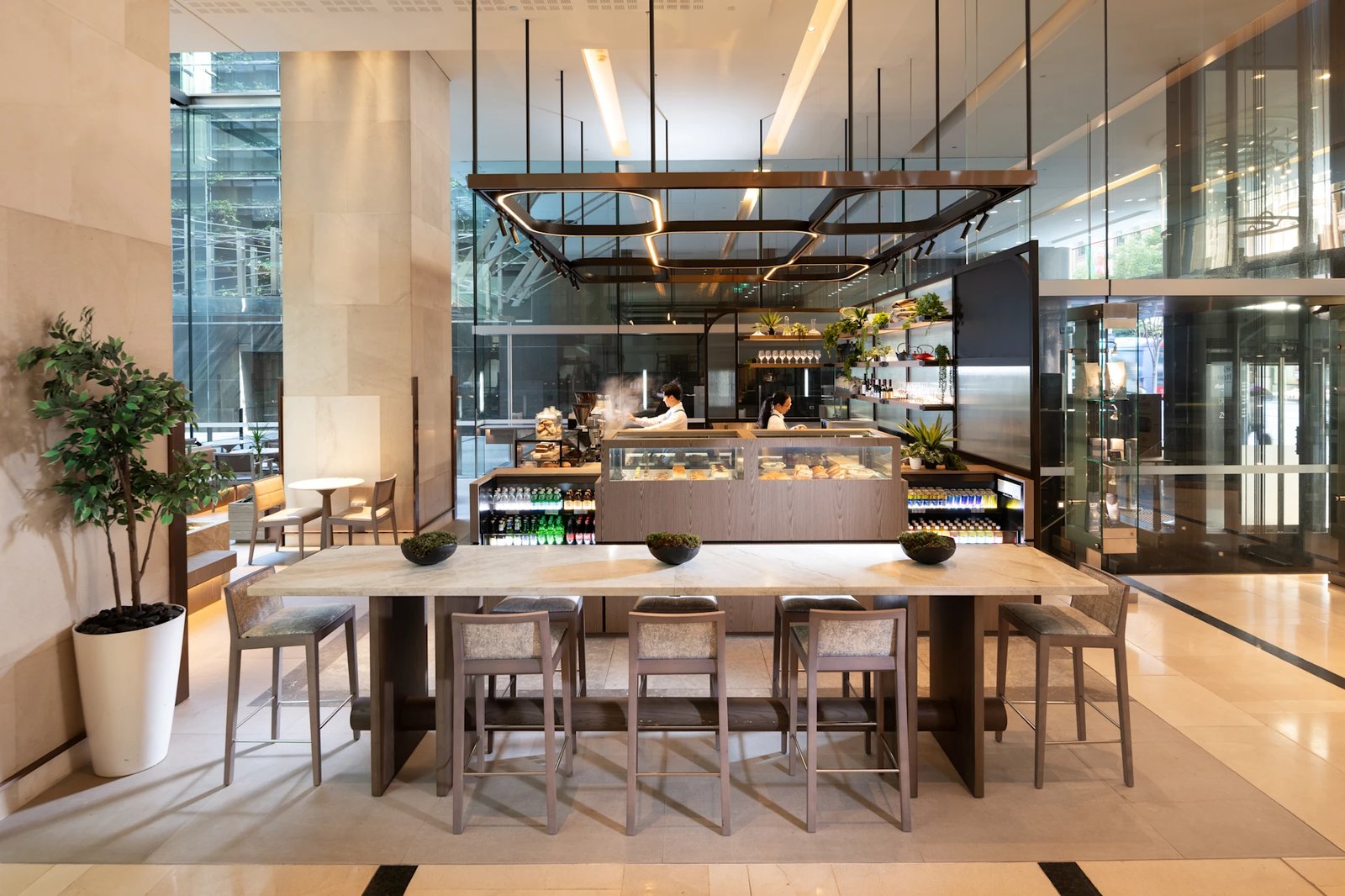 Hilton Sydney — vibe