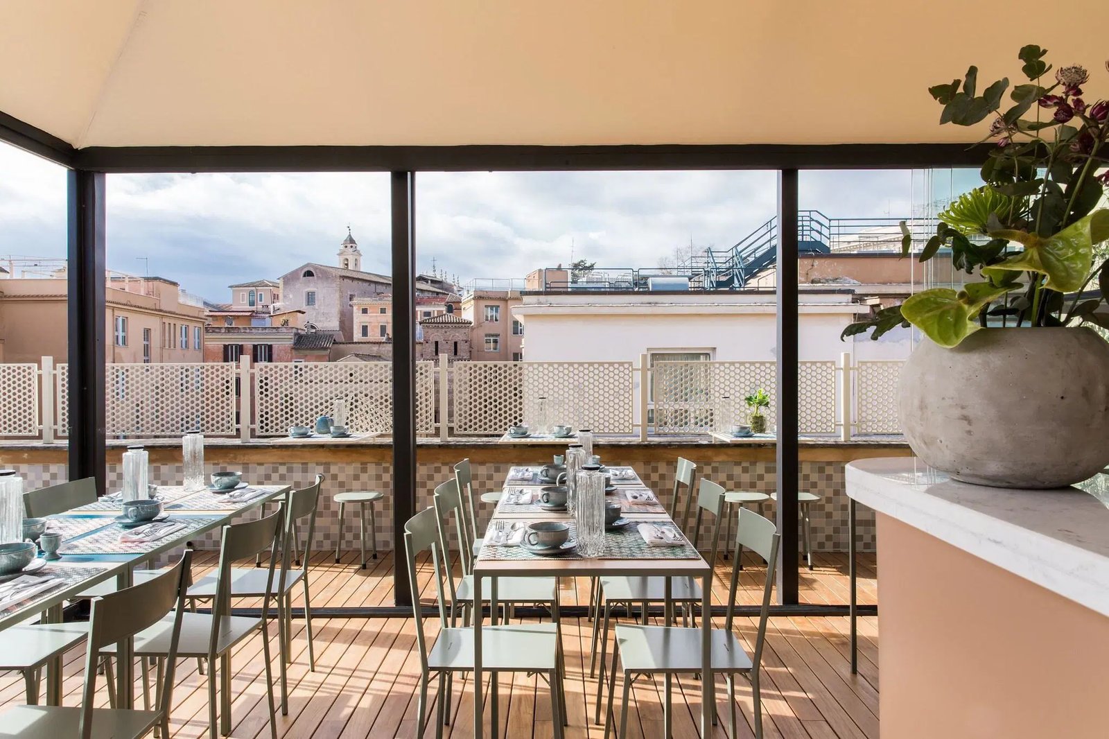 Condominio Monti, spritzeria monti