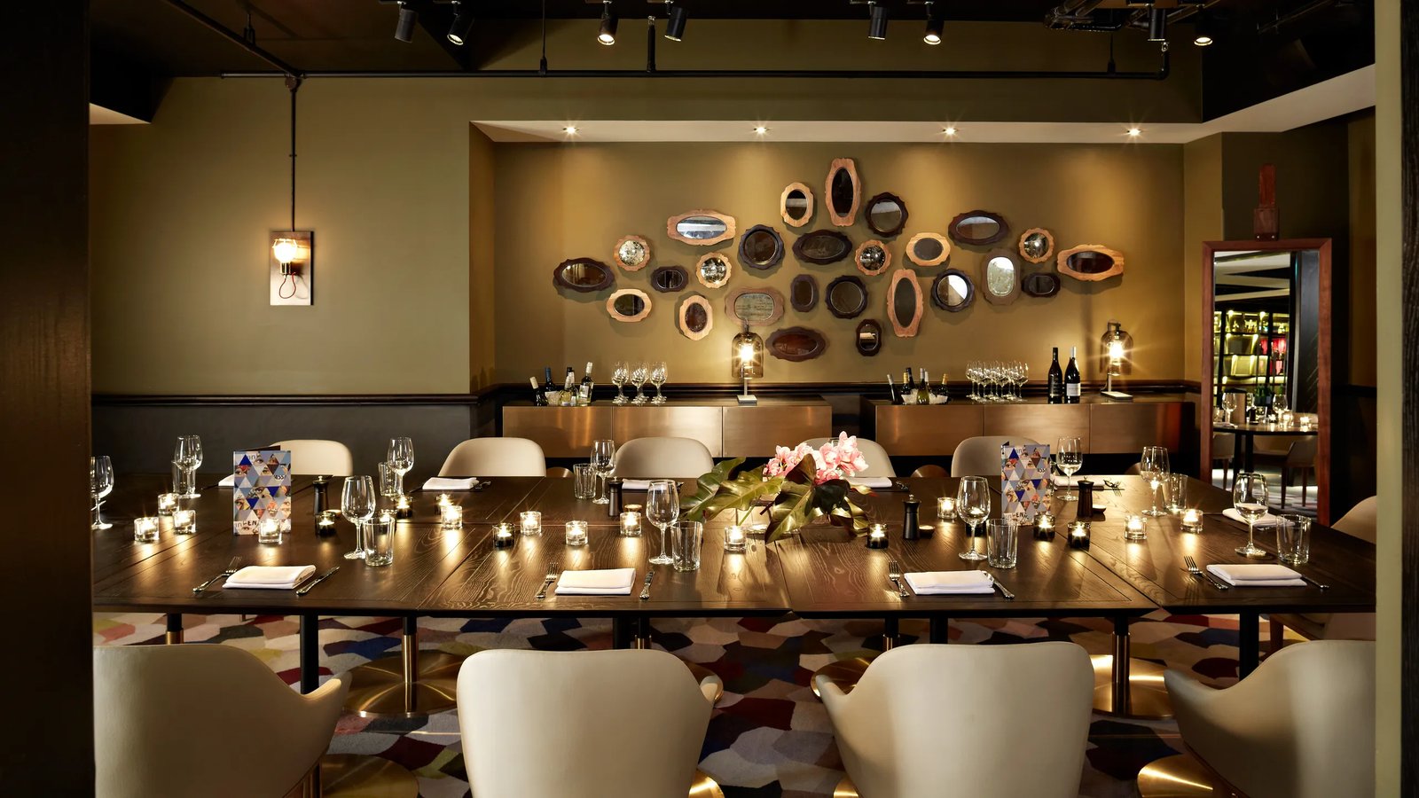 QT Sydney — eat & drink