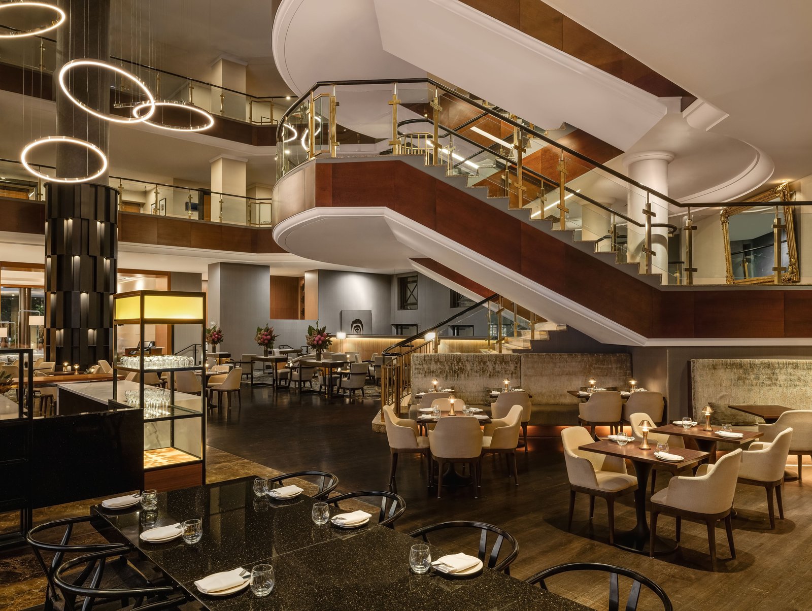 Sydney Harbour Marriott Hotel at Circular Quay — eat & drink