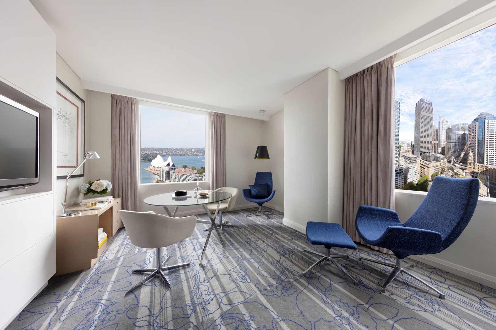 Sydney Harbour Marriott Hotel at Circular Quay — rooms