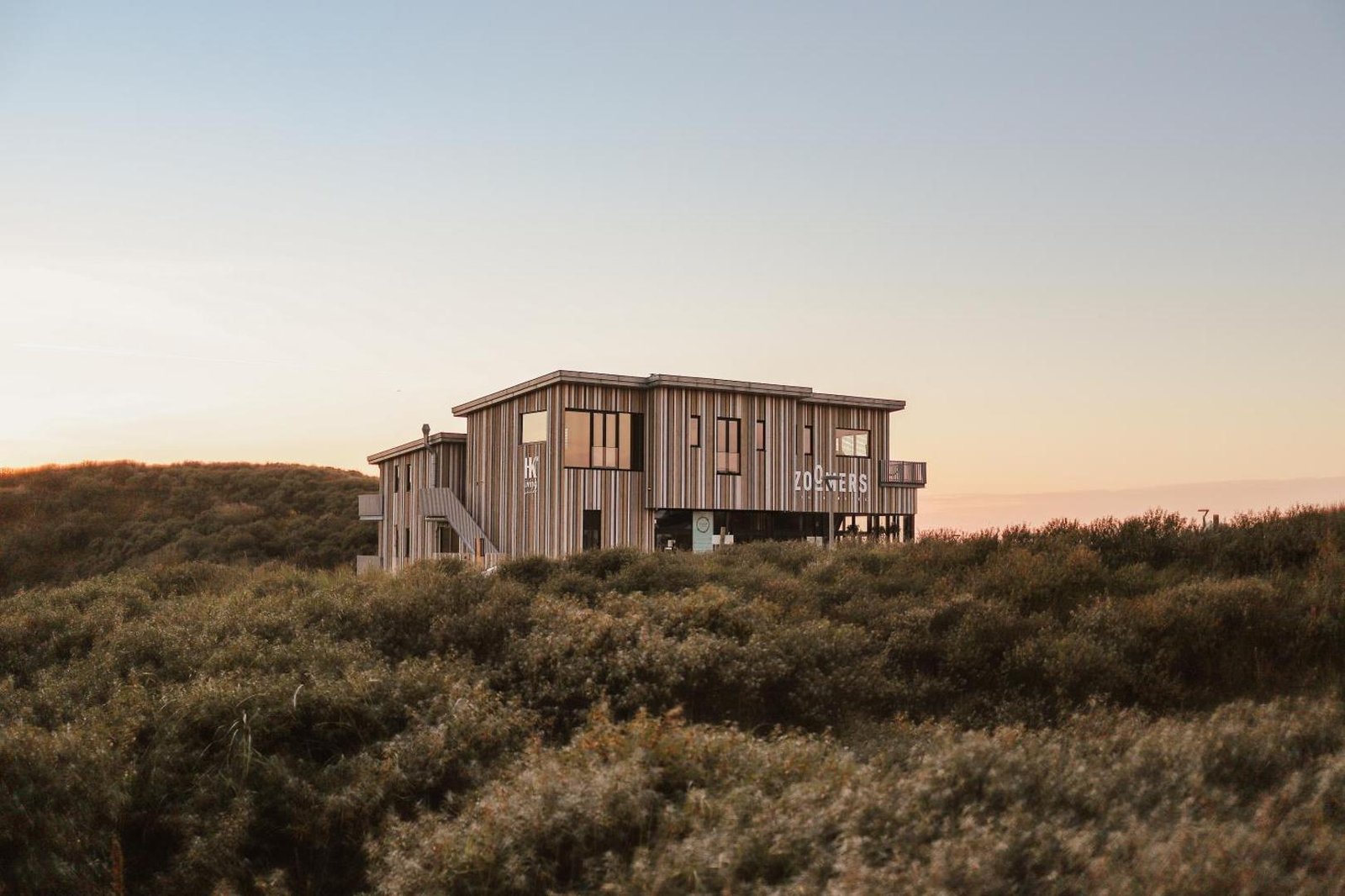 Zoomers aan Zee Strandhotel en Strandhuisjes