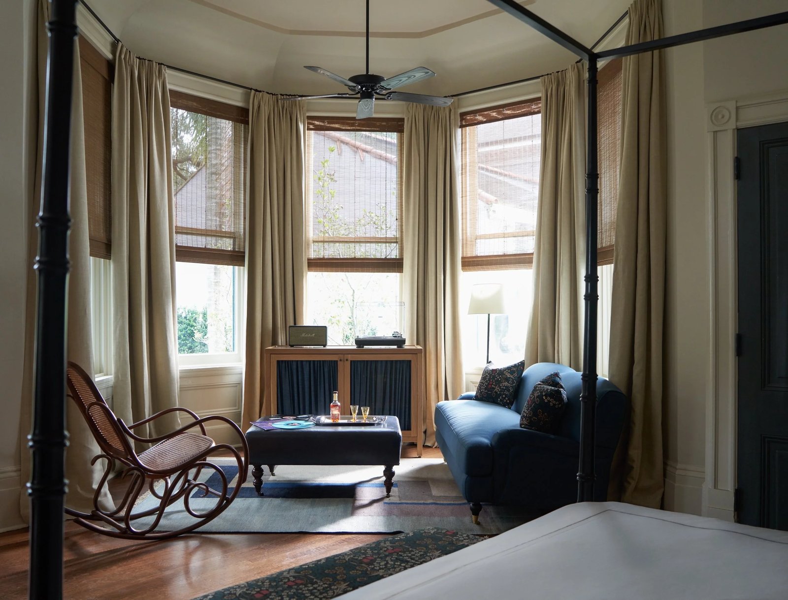 The Chloe, rooms