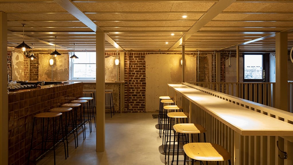 Fort Road Hotel, fort road bar