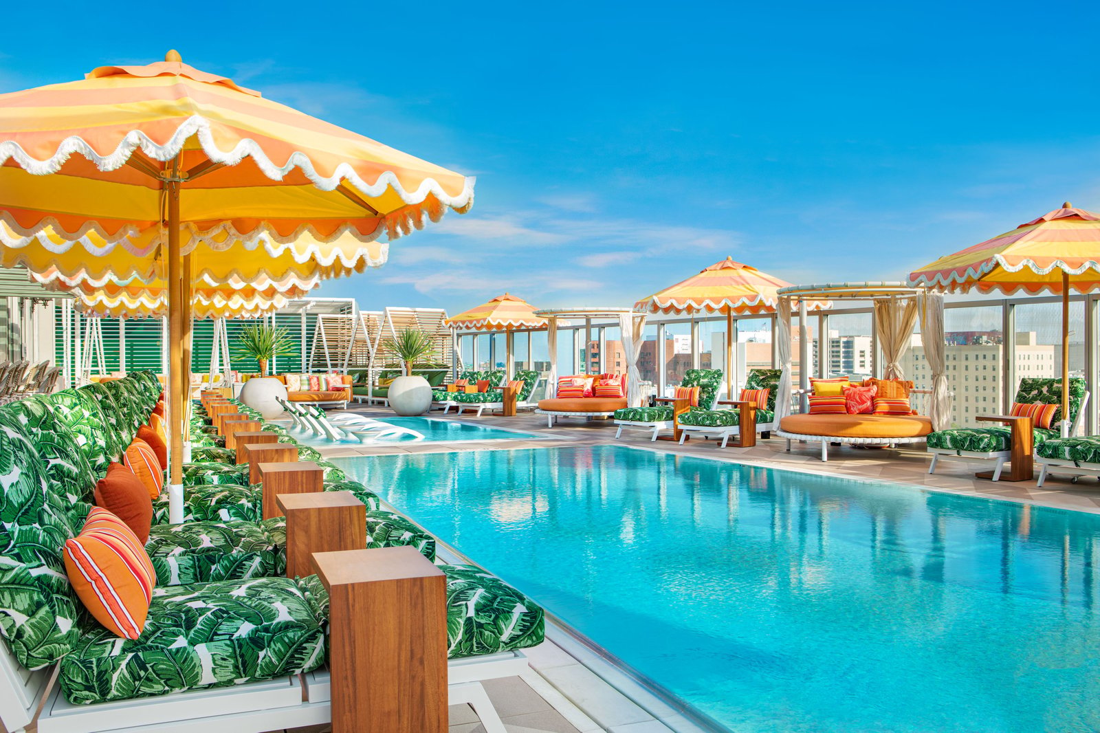 Moxy Downtown Los Angeles, the pool