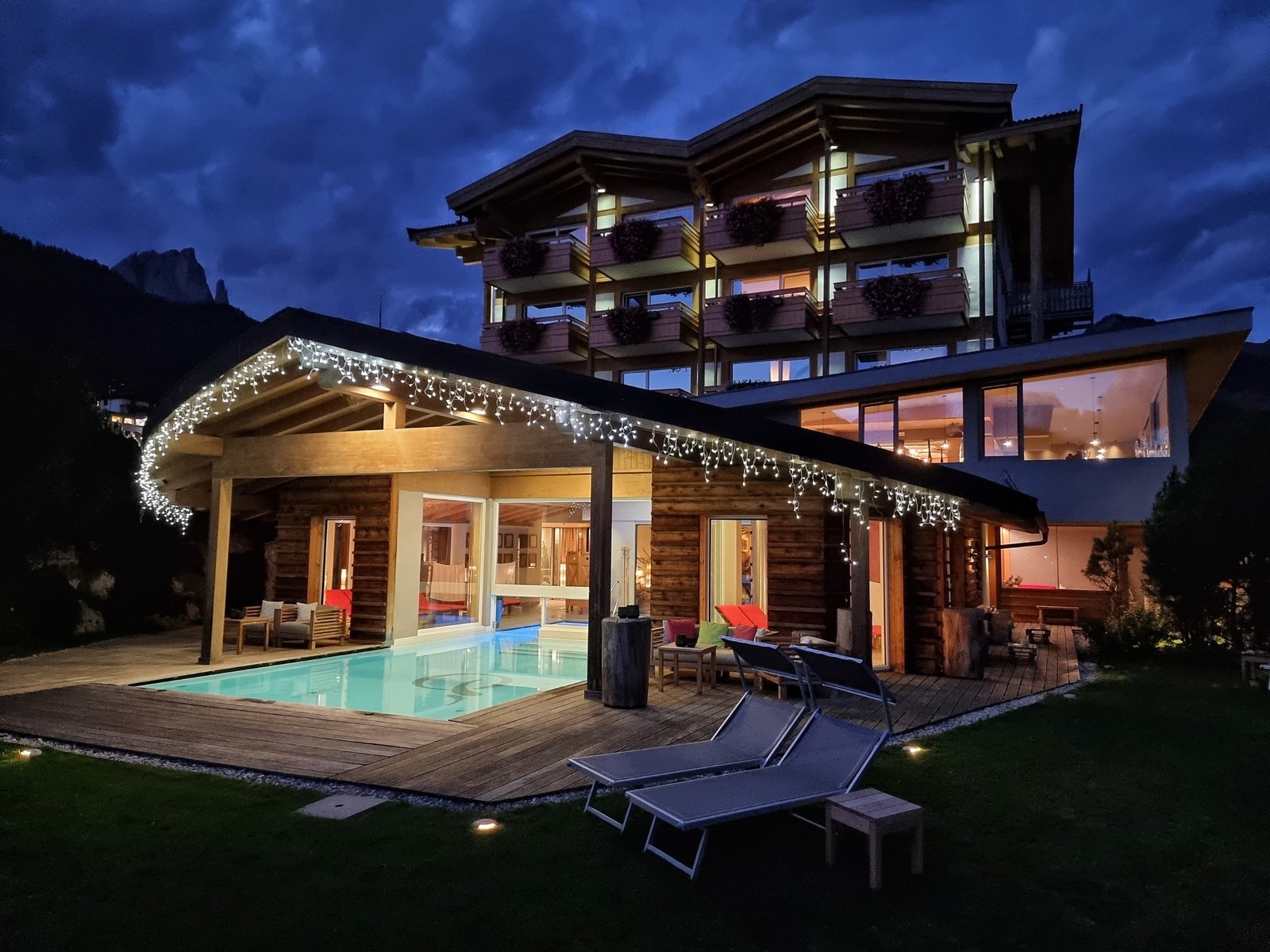 Olympic Spa Hotel, the pool