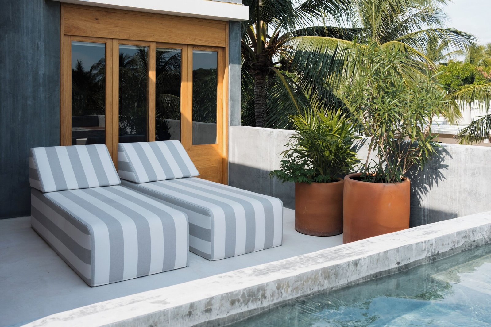 Suuel Hotel Adults Only, the pool