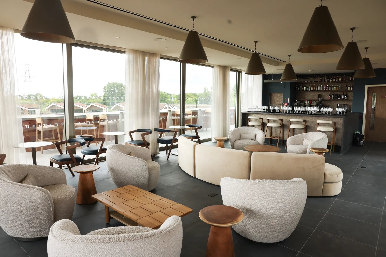 The Reserve at Chester Zoo, tsavo lounge and lakeside terrace
