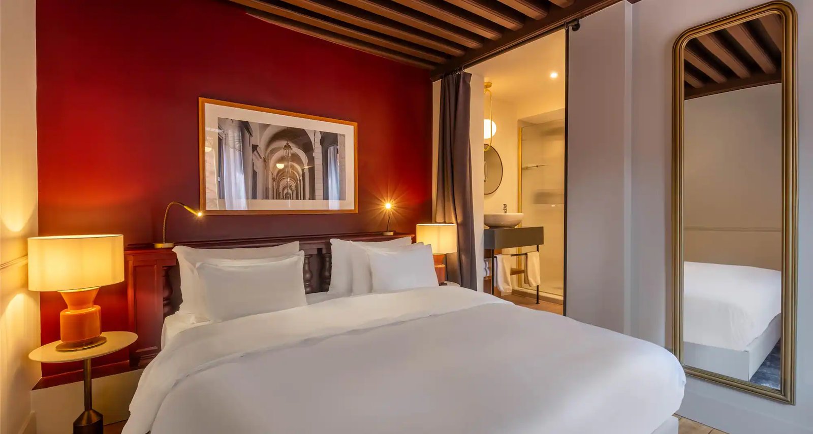 Cour des Loges Lyon, A Radisson Collection Hotel