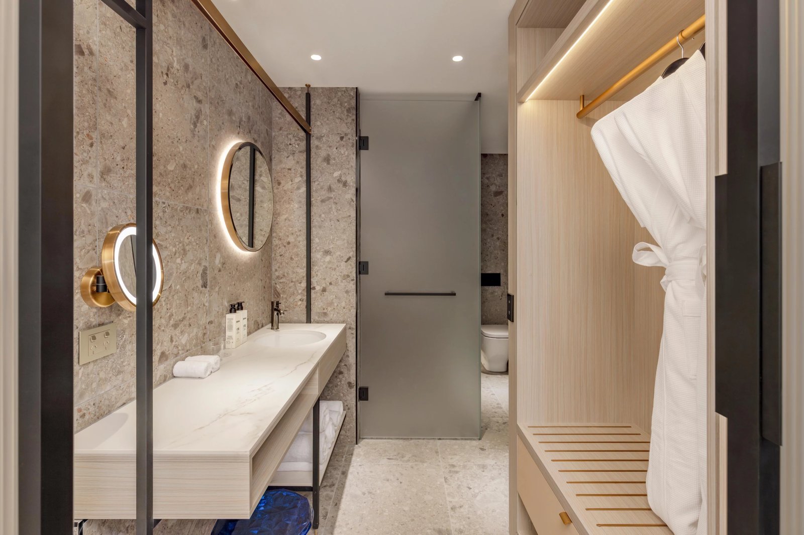 Hotel Indigo Melbourne Little Collins — rooms