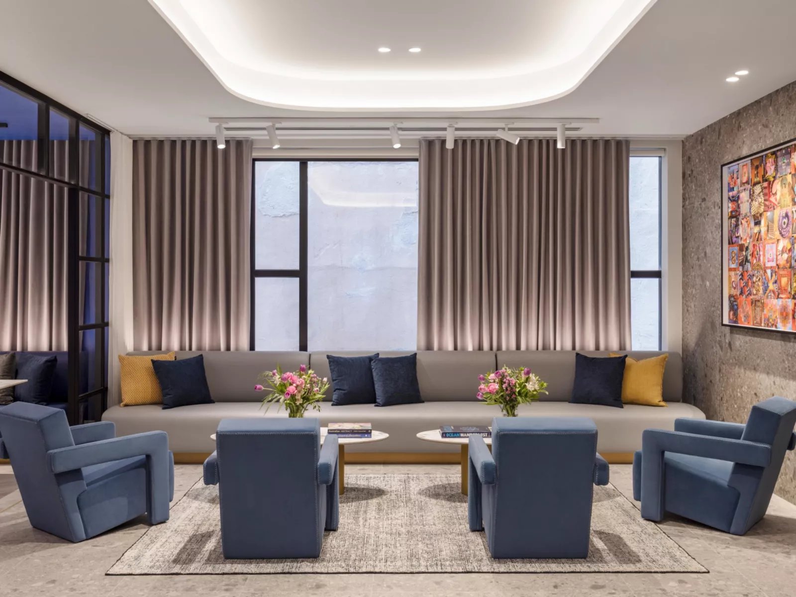 Hotel Indigo Melbourne Little Collins — vibe