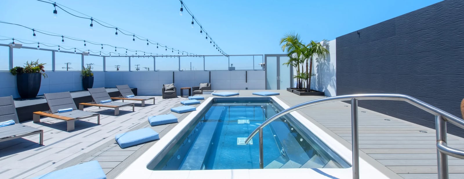Shade Hotel Manhattan Beach, the pool