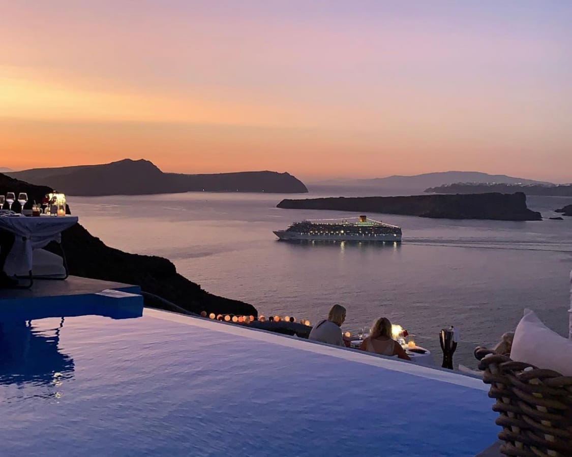 Astarte Suites