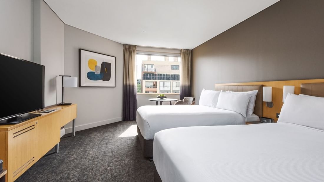 Novotel Sydney Darling Harbour — vibe