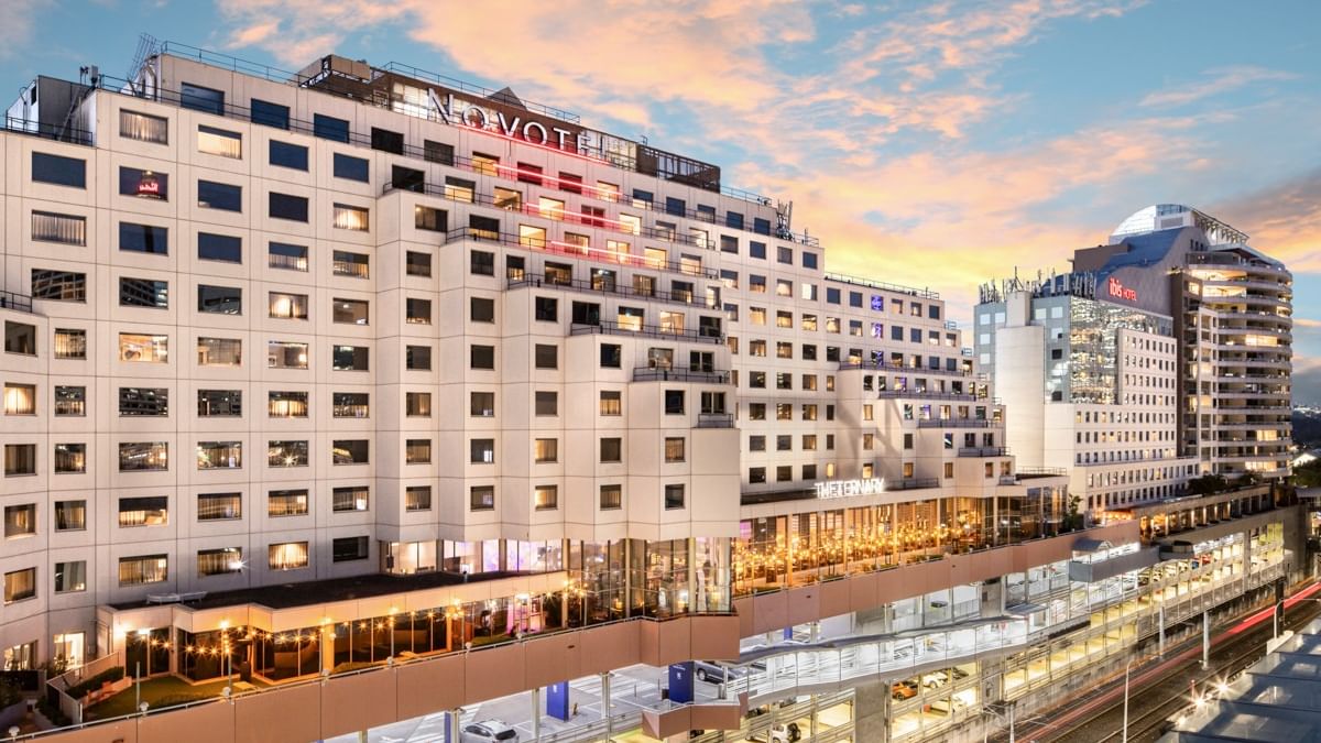 Novotel Sydney Darling Harbour — backstory