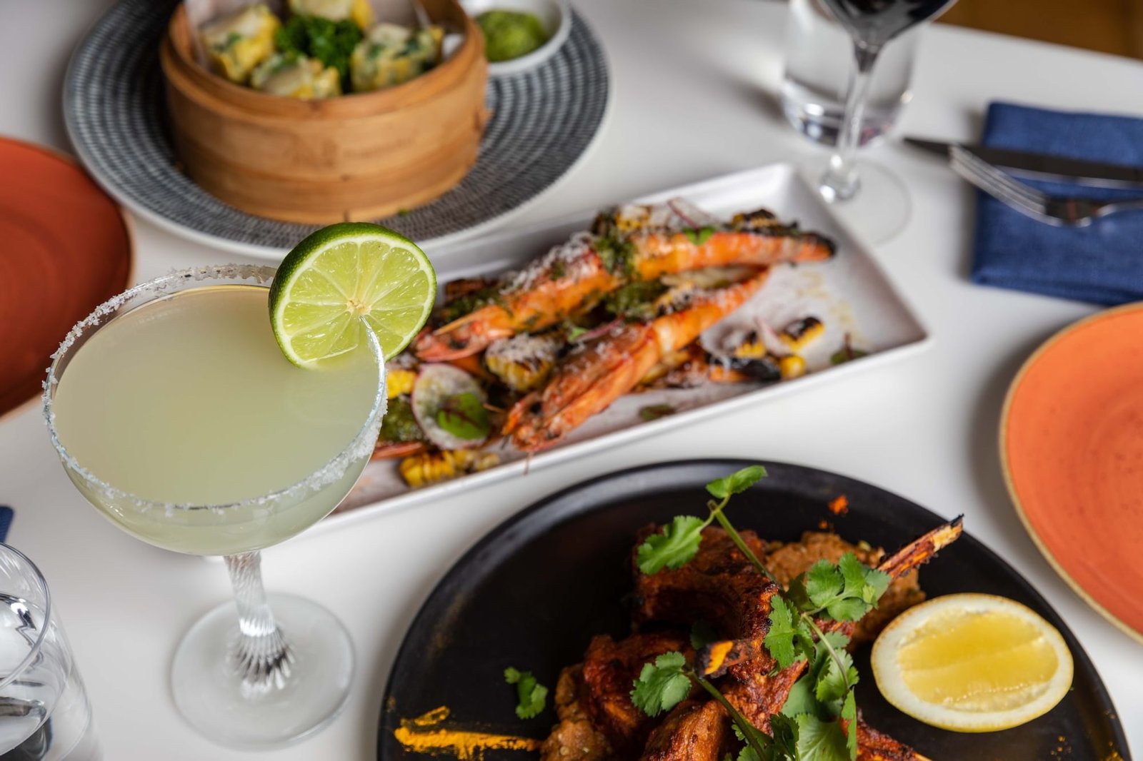 Novotel Sydney Darling Harbour — eat & drink
