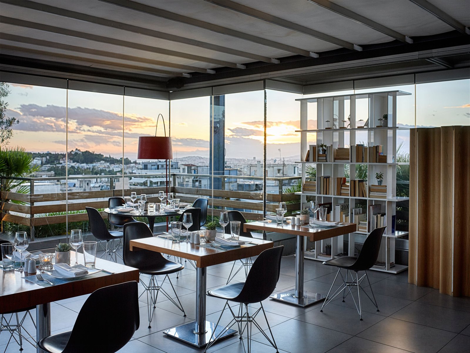 Fresh Hotel, air lounge bar & restaurant