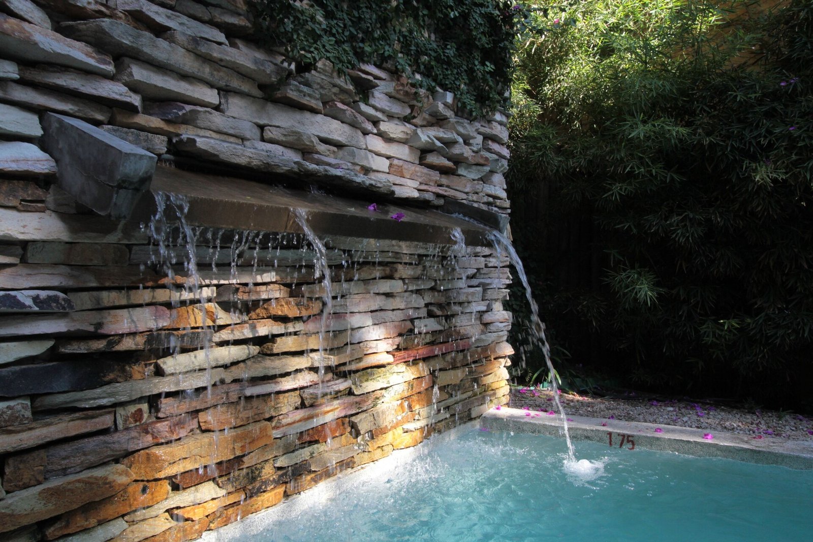 Mine Hotel Boutique, the pool