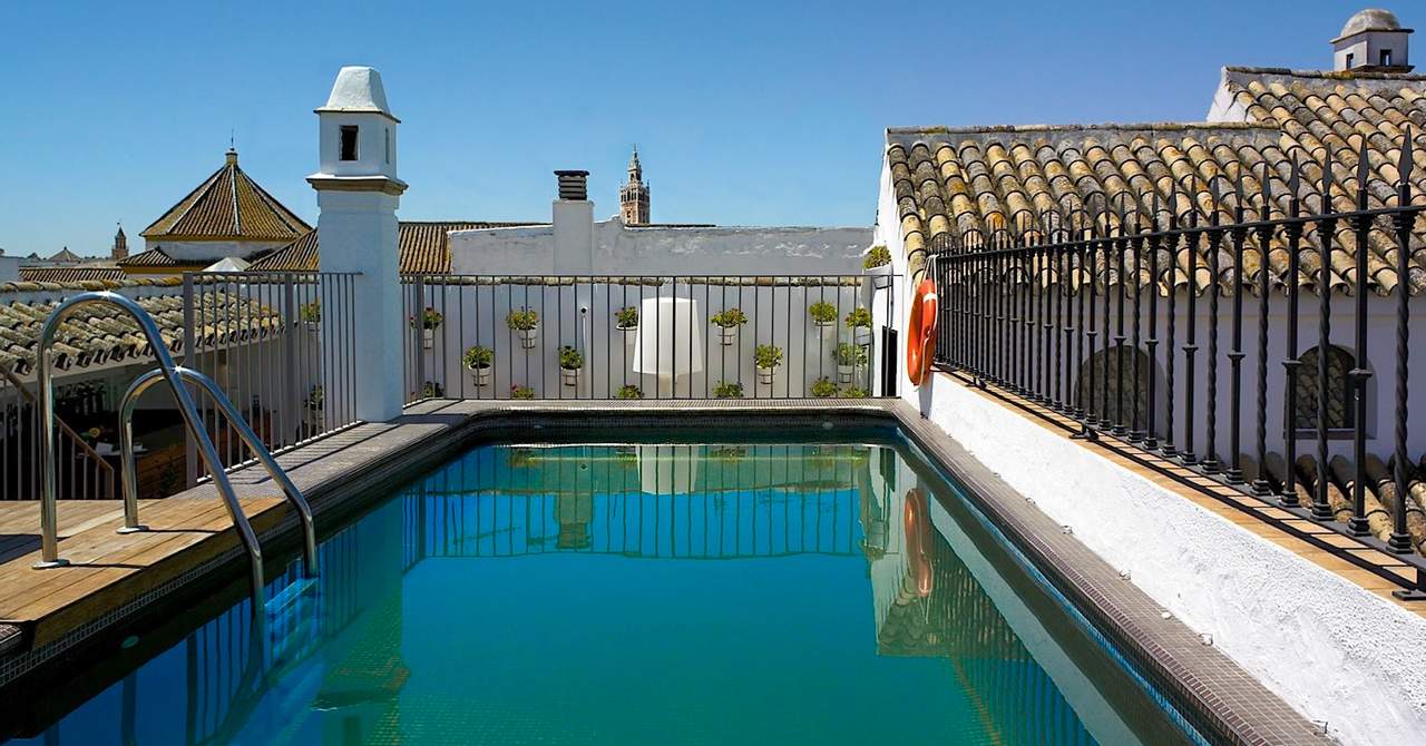 Hospes Las Casas del Rey de Baeza, the pool