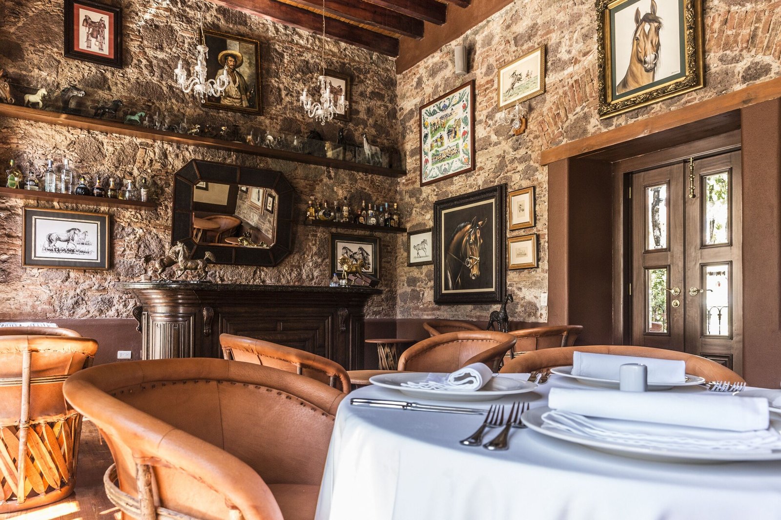 Hotel Villa María Cristina, at the table