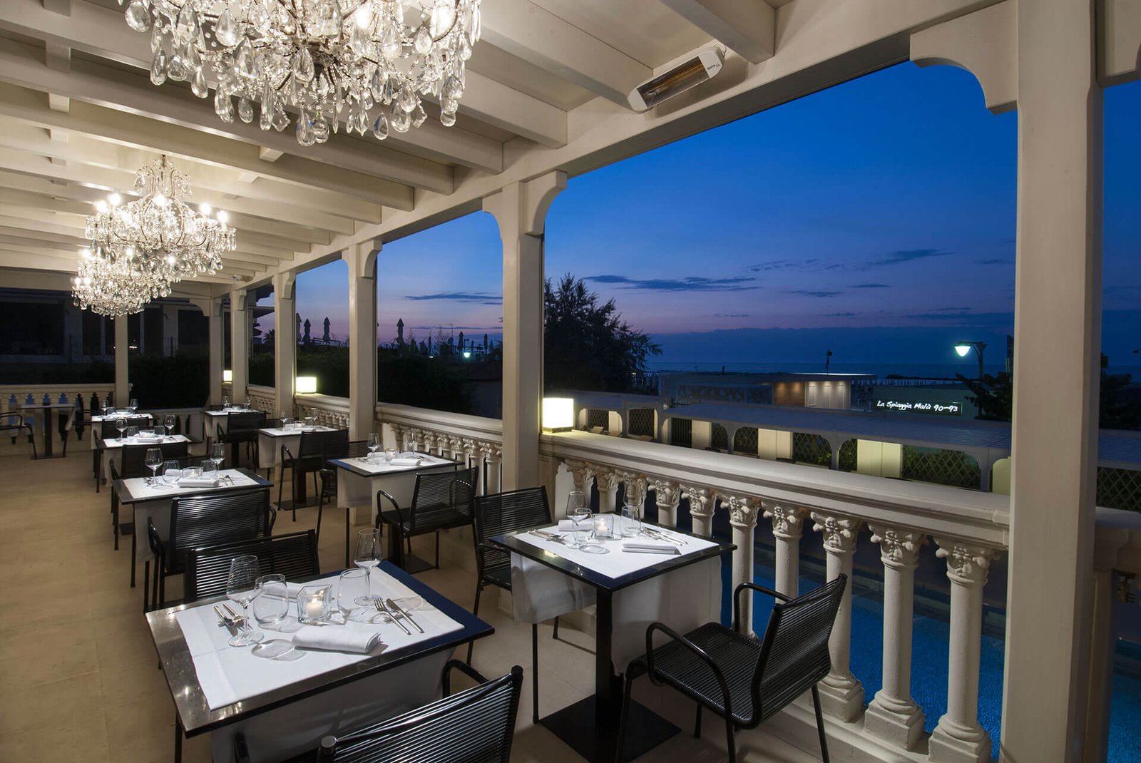 Hotel Carducci 76, ristorante vicolo santa lucia