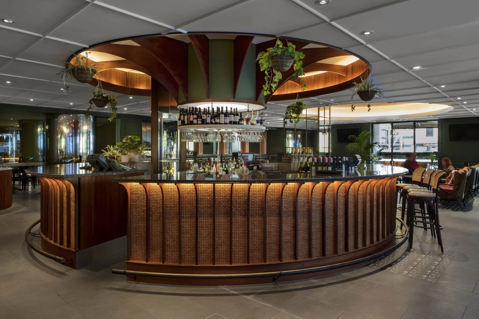 Rydges Melbourne, bossley bar & restaurant