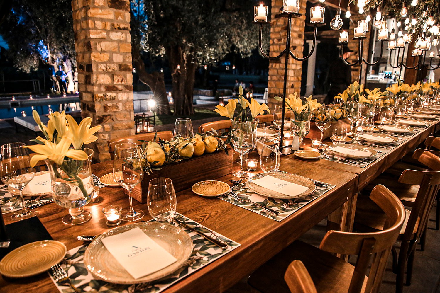 Algodon Wine Resort, at the table