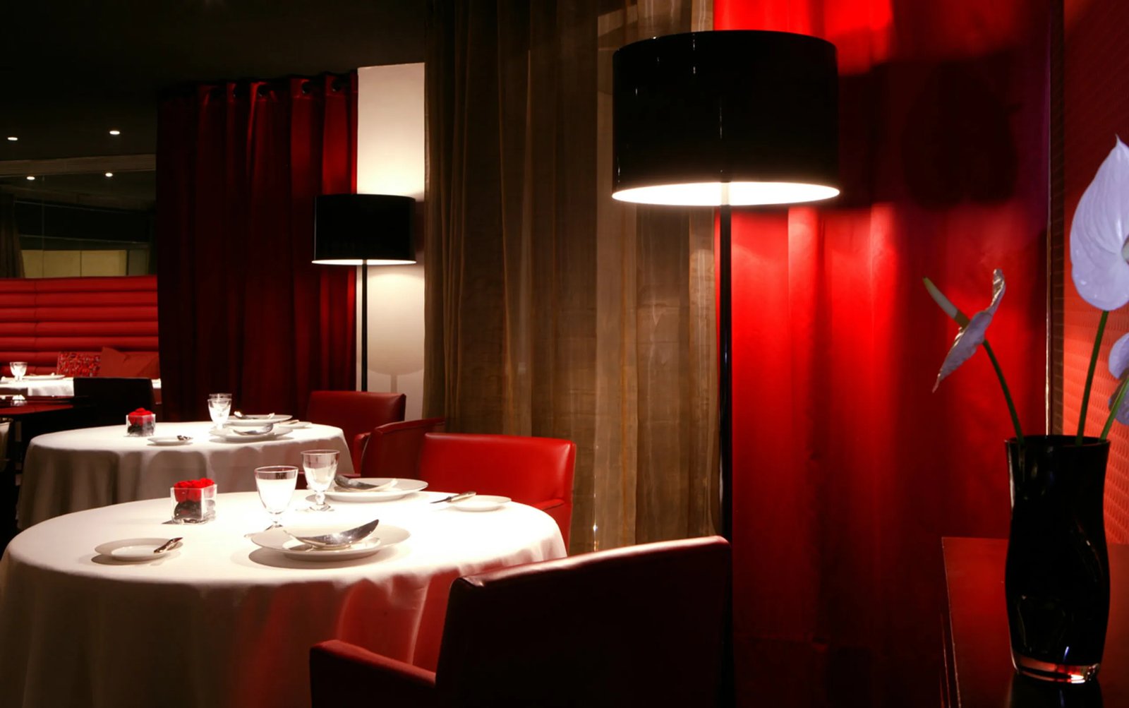Hotel Cram Barcelona, angle restaurant