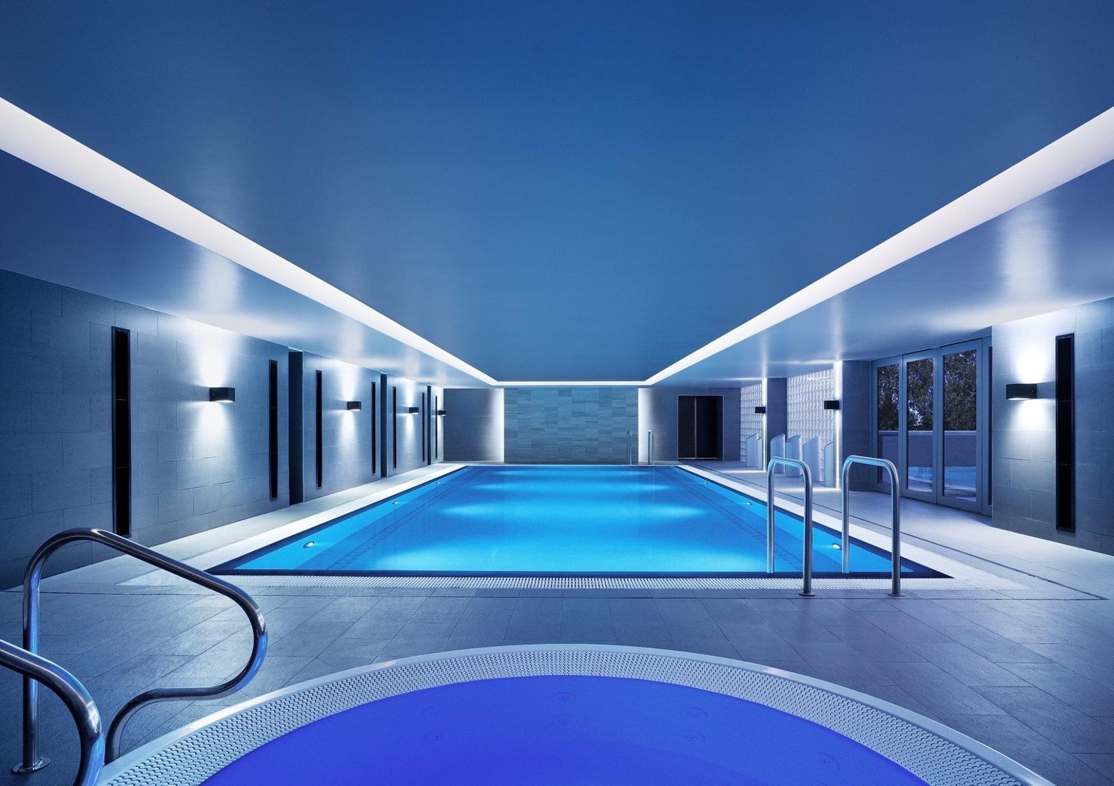 Shangri-La Sydney, the pool