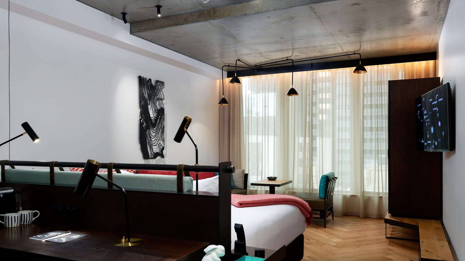QT Melbourne — rooms