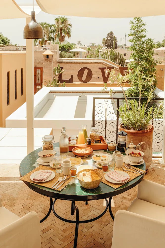 Ryad Dyor, rooftop restaurant
