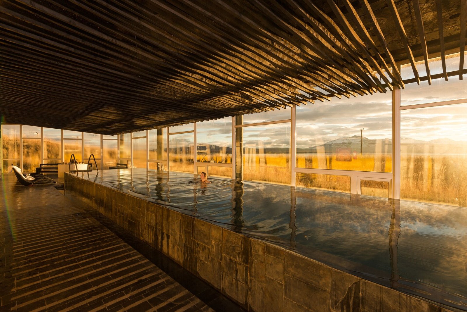 Remota Patagonia Lodge