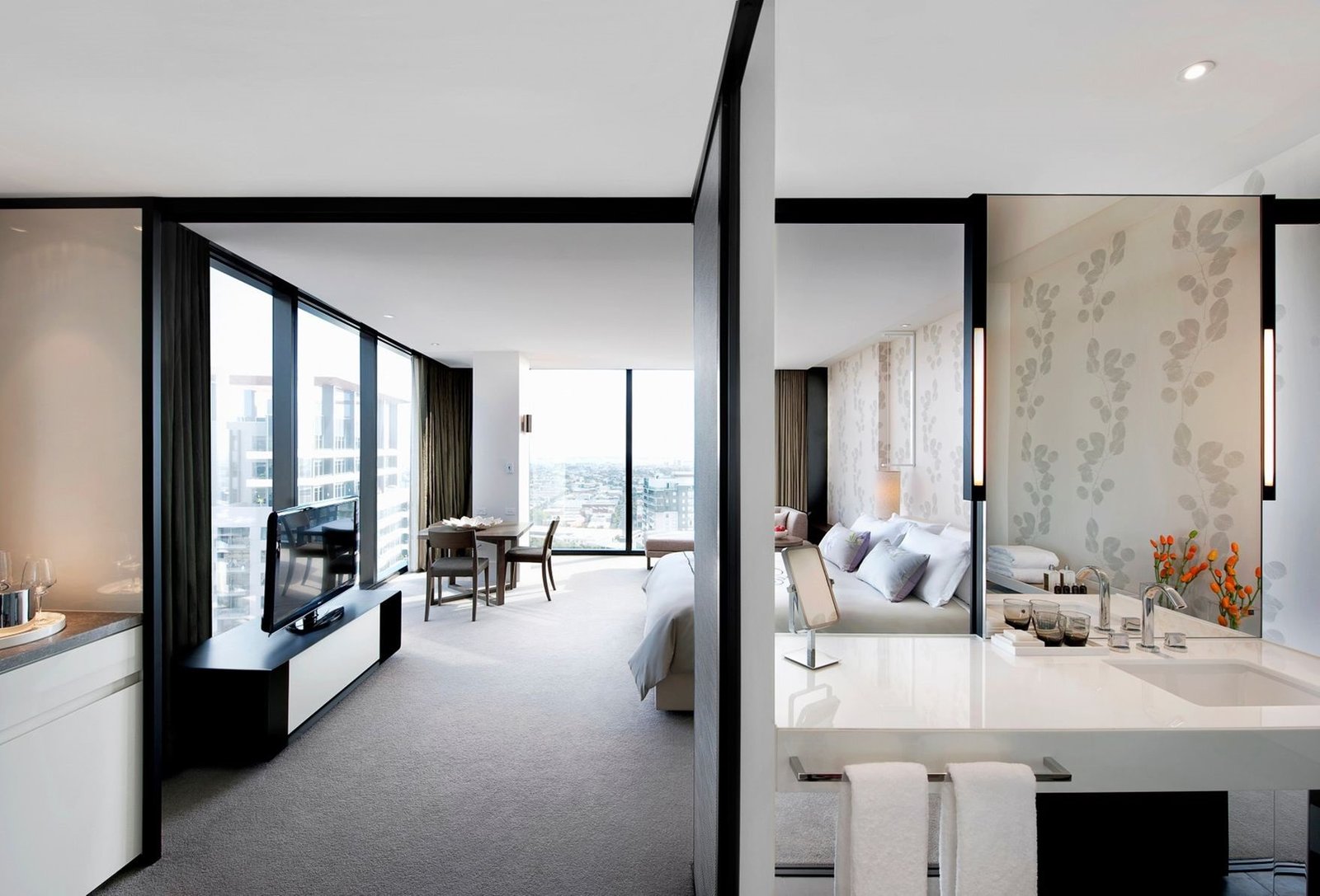 Crown Metropol — rooms