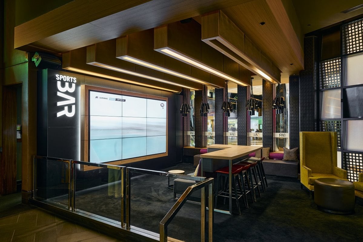 Crown Metropol — eat & drink