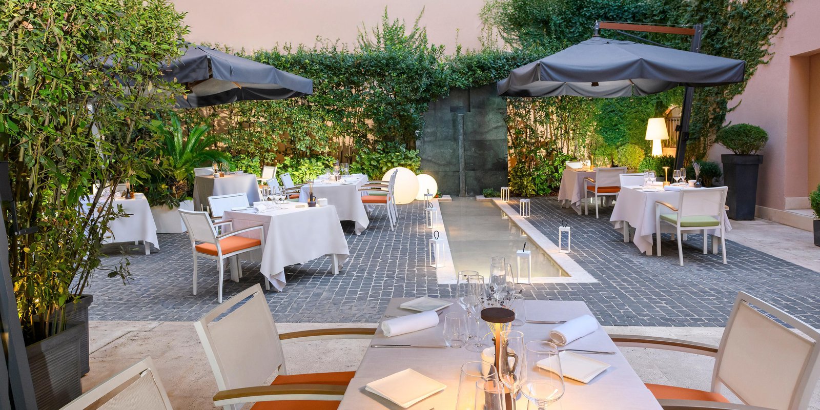 Hotel Indigo Rome - St. George by IHG, i sofà bar & lounge