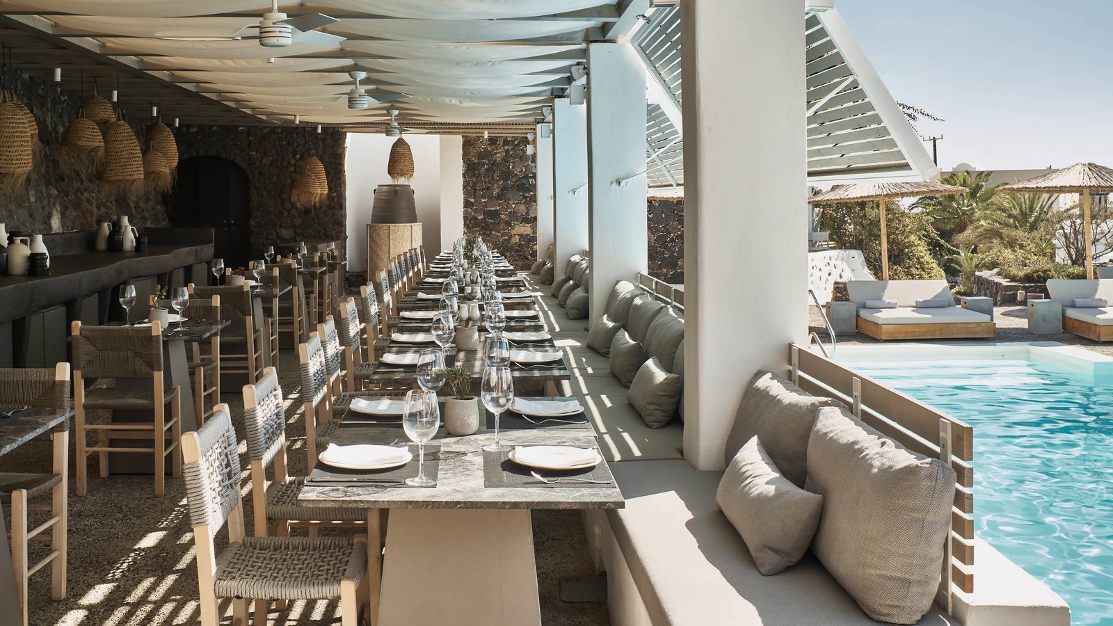 Vedema, a Luxury Collection Resort, Santorini, pergola restaurant