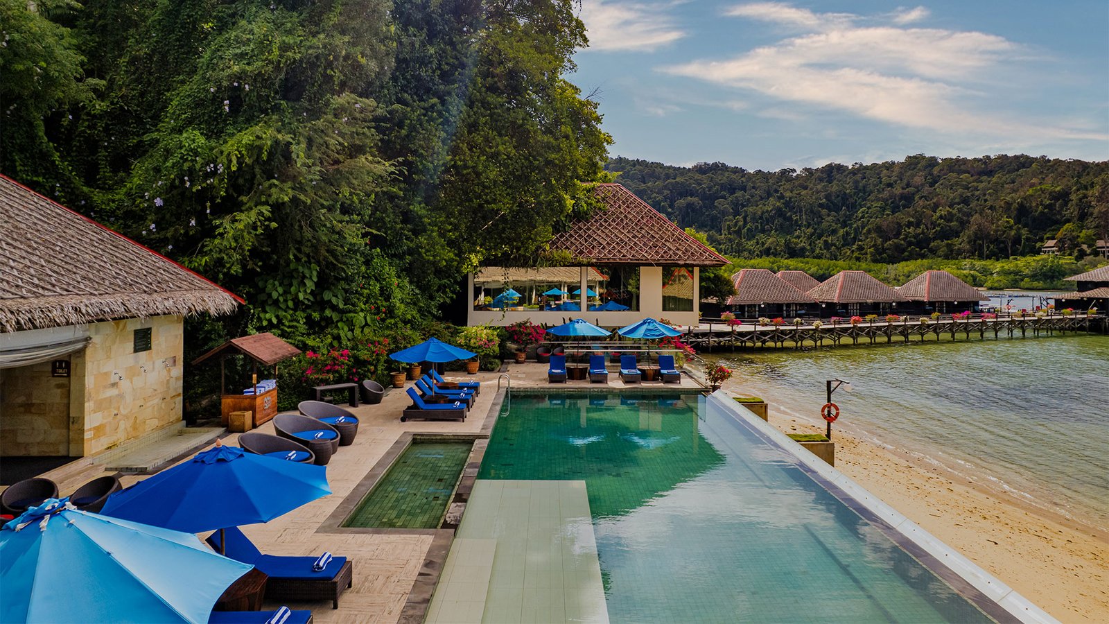 Gayana Marine Resort, the pool