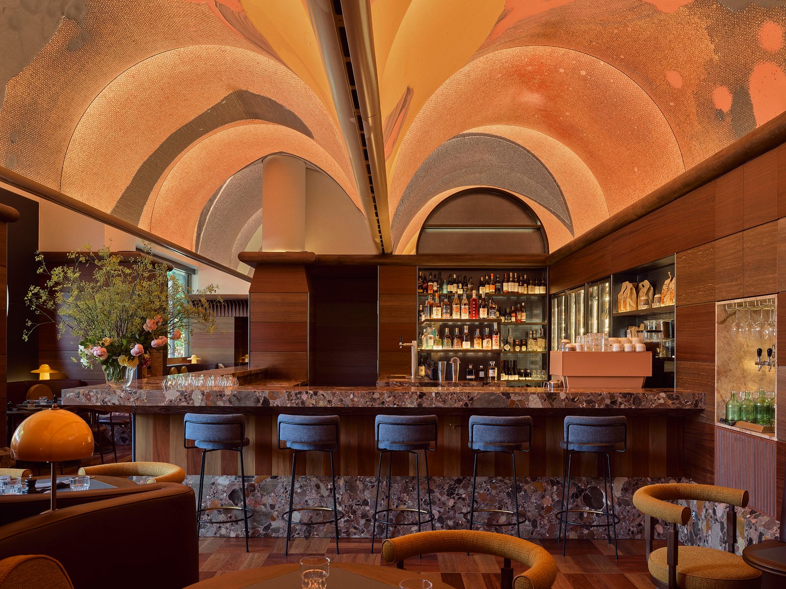The Eve Hotel Sydney, bar julius