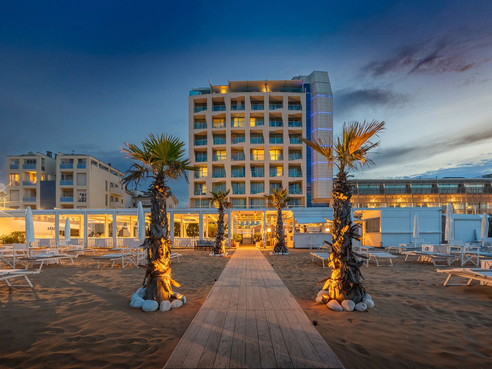 Excelsior Hotel, Spa, & Beach, how it began