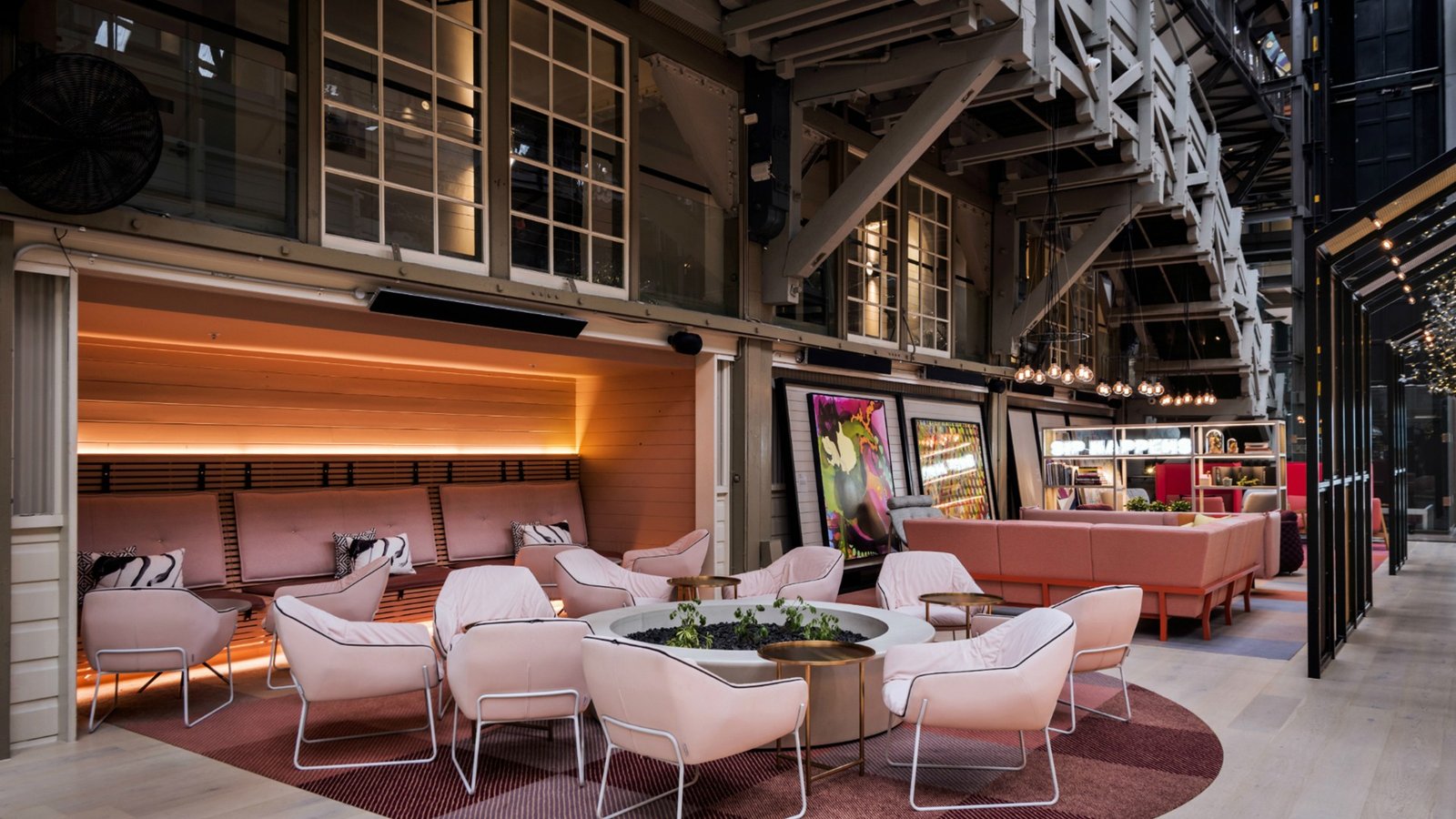 Ovolo Woolloomooloo — vibe