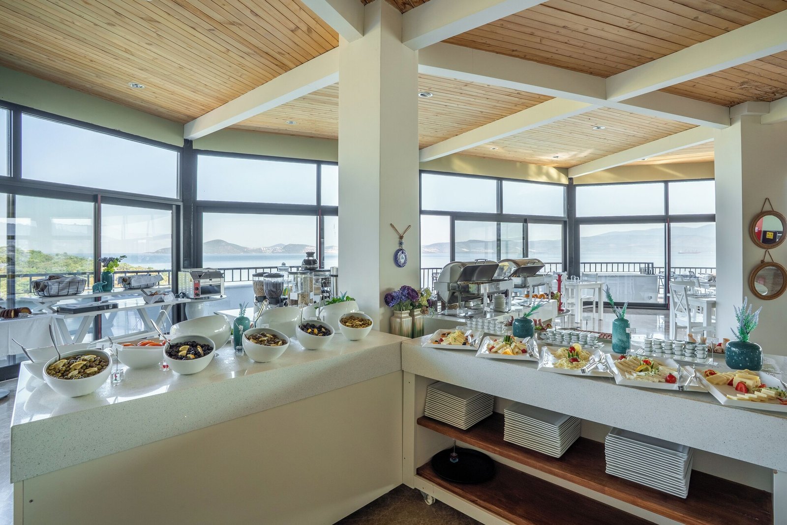 Med-Inn Boutique Hotel, at the table