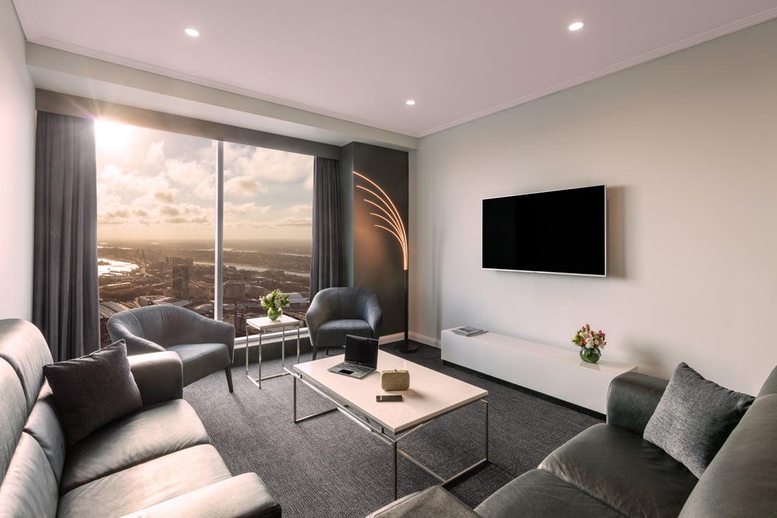 Meriton Suites World Tower — vibe