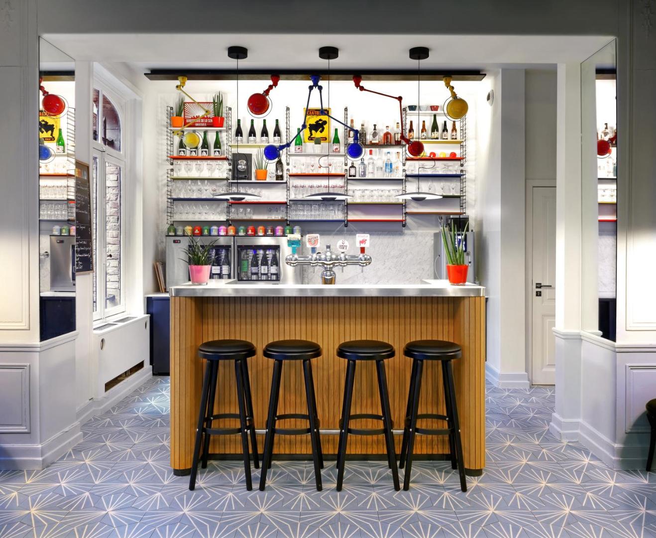 Vintage Hotel Brussels, wine & beer bar